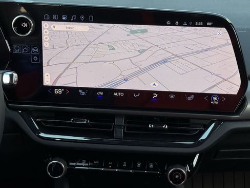 New 2026 Chevrolet Equinox EV RS image 12