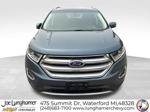 Used 2018 Ford Edge Titanium w/ Technology Package AWD/4WD image 9