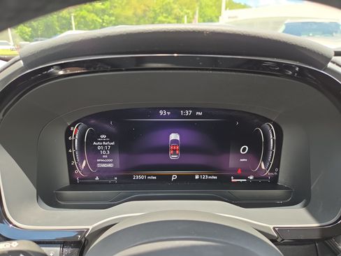 Used 2023 INFINITI QX60 Luxe w/ Performance Audio Package FWD image 13