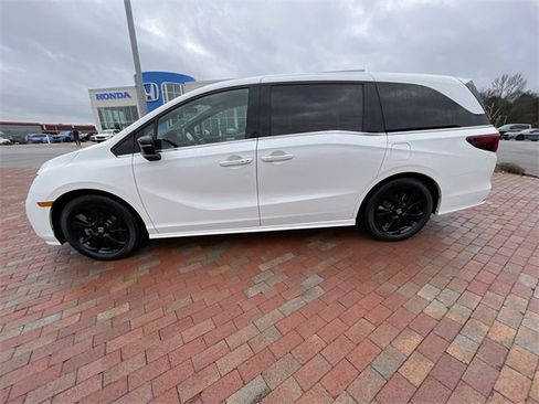 Used 2024 Honda Odyssey Sport image 28