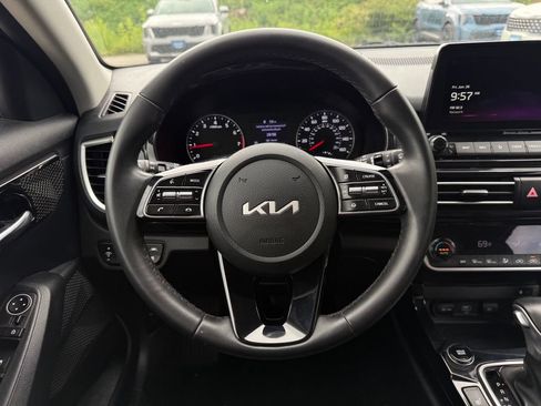 Used 2023 Kia Seltos EX AWD/4WD image 27