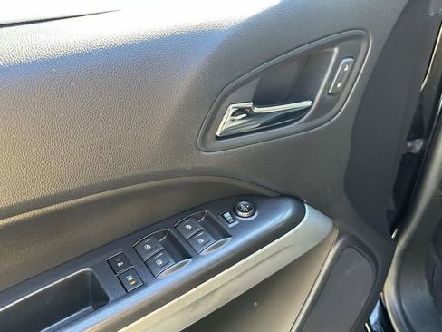 Used 2021 Chevrolet Colorado ZR2 w/ ZR2 Midnight Special Edition AWD/4WD image 23