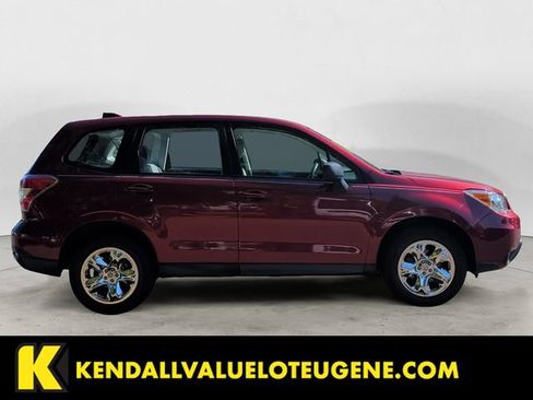 Used 2016 Subaru Forester 2.5i AWD/4WD image 4