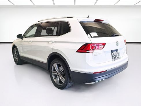 Used 2021 Volkswagen Tiguan SEL FWD image 6
