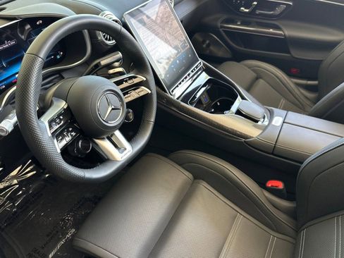 New 2025 Mercedes-Benz SL 63 AMG 4MATIC image 9