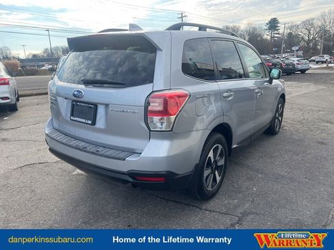 Used 2018 Subaru Forester 2.5i Premium image 5