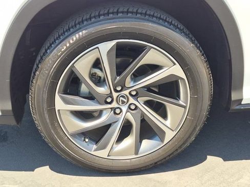 Used 2018 Lexus RX 350L Luxury w/ Cold Area Package (CT) FWD image 9