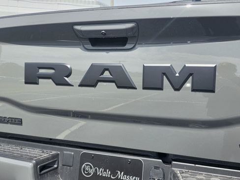 New 2026 RAM 2500 Laramie AWD/4WD image 33