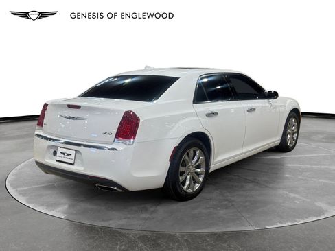 Used 2019 Chrysler 300 Limited w/ Light Group AWD/4WD image 9