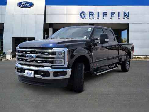 Used 2024 Ford F350 Lariat AWD/4WD image 11
