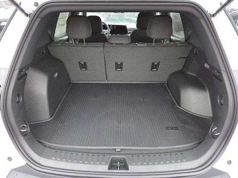 New 2026 Chevrolet Equinox LT w/ LPO, Floor Liner Package image 22