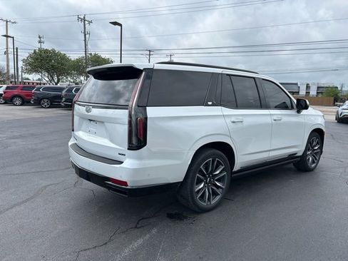 Used 2023 Cadillac Escalade Sport Platinum AWD/4WD image 6