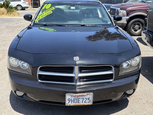 Used 2010 Dodge Charger SXT RWD image 3