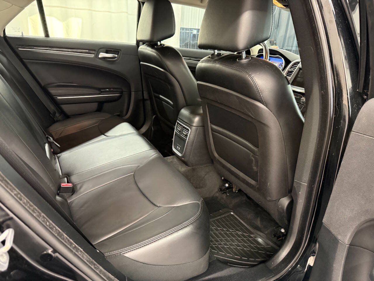 Used 2016 Chrysler 300 Limited w/ Driver Convenience Group AWD/4WD image 10