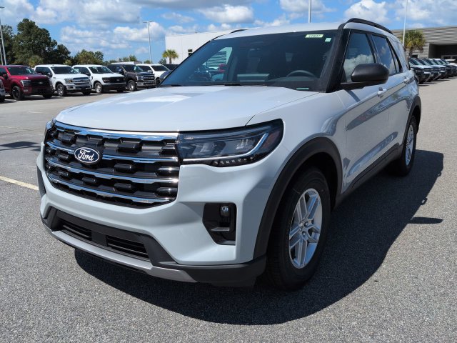 New 2027 Ford Explorer Active w/ Active Comfort Package RWD image 8