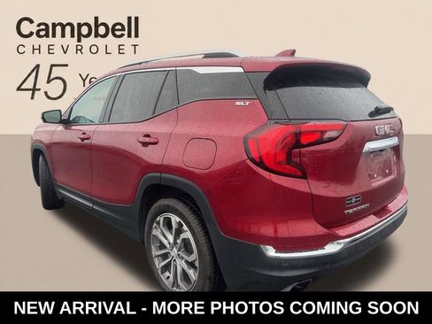 Used 2019 GMC Terrain SLT w/ Preferred Package FWD image 3