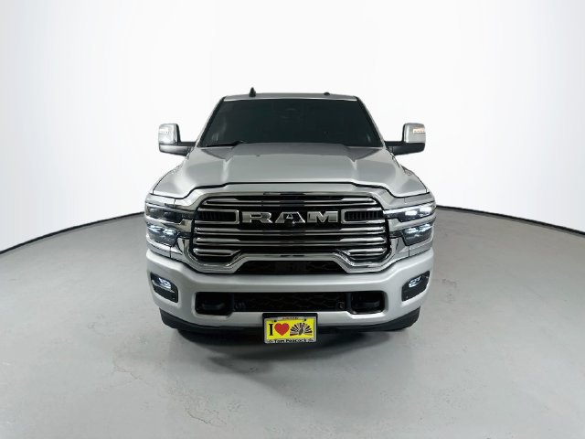 Used 2026 RAM 2500 Laramie AWD/4WD image 4