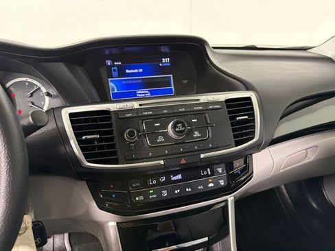 Used 2016 Honda Accord LX image 16