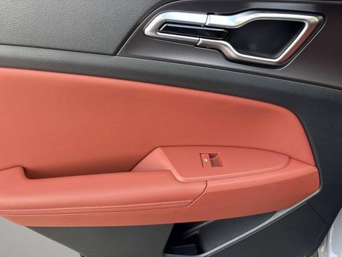 New 2026 Kia Sportage SX image 19