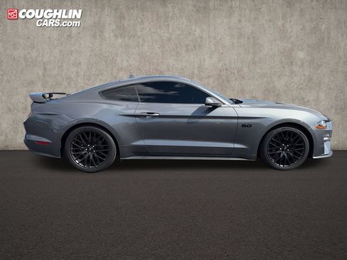 Used 2022 Ford Mustang GT Premium w/ GT Performance Package RWD image 10