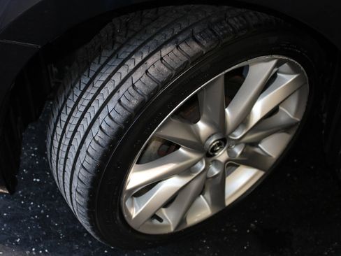 Used 2017 MAZDA MAZDA3 Touring FWD image 34