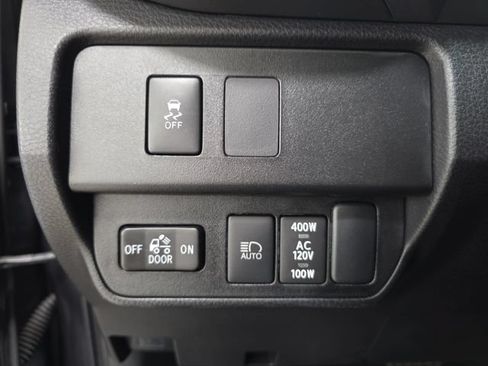 Certified 2023 Toyota Tacoma TRD Sport AWD/4WD image 22