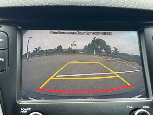 Used 2017 Hyundai Veloster FWD image 18
