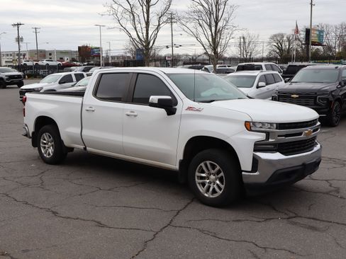 Used 2020 Chevrolet Silverado 1500 LT w/ All-Star Edition image 13