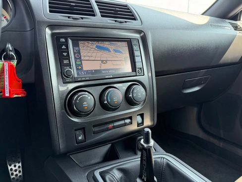 Used 2010 Dodge Challenger R/T RWD image 30