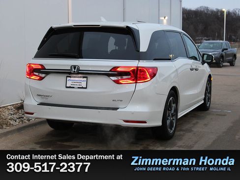 Certified 2023 Honda Odyssey Elite image 2