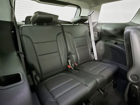 Used 2019 GMC Acadia SLT image 30