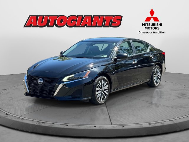 Used 2025 Nissan Altima 2.5 SV FWD image 7