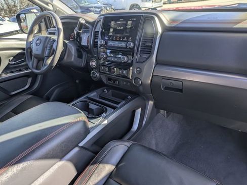 Used 2021 Nissan Titan PRO-4X w/ Pro-4x Convenience Package image 33