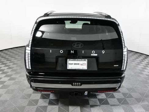 New 2026 Hyundai Ioniq 9 Calligraphy image 16