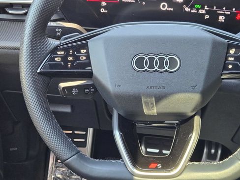 Used 2025 Audi SQ5 Premium Plus w/ Premium Plus Package AWD/4WD image 16