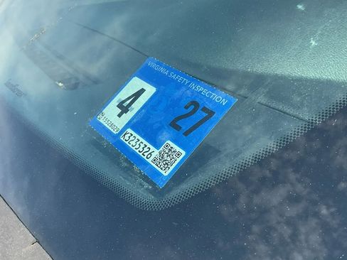 Used 2017 Ford F150 XLT w/ Equipment Group 302A Luxury image 16