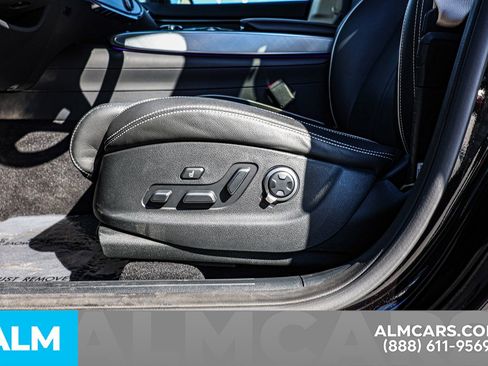 Used 2024 Genesis Electrified GV70 Advanced image 21