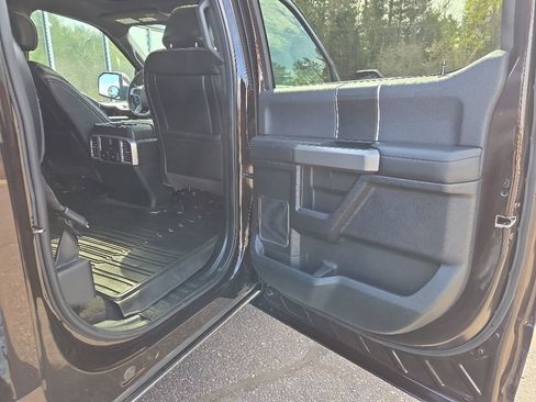 Used 2020 Ford F150 Platinum w/ Equipment Group 701A Luxury AWD/4WD image 31