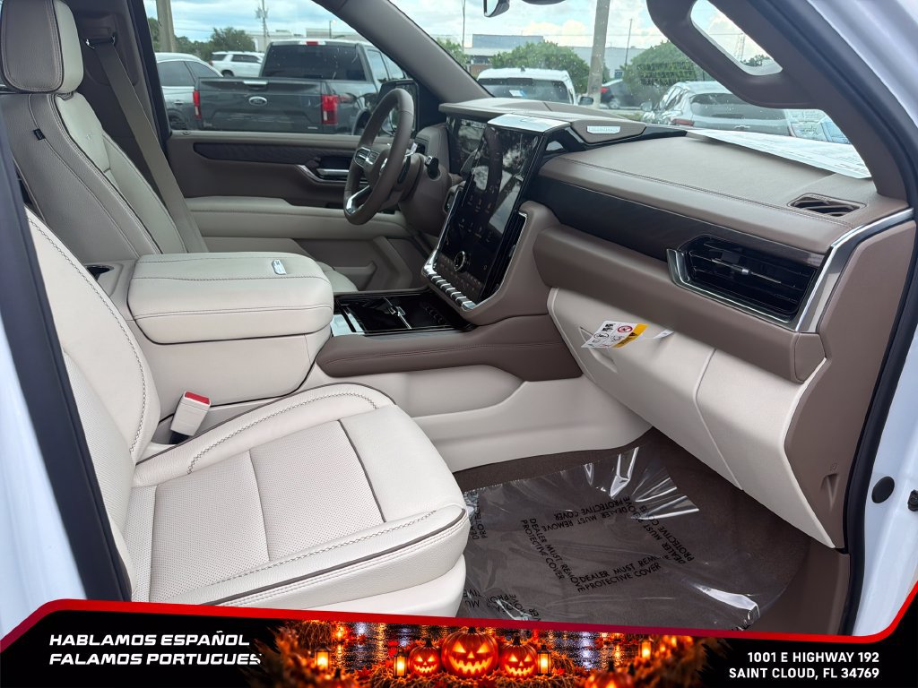 New 2026 GMC Yukon XL Denali w/ Sun & Power Step Package AWD/4WD image 34