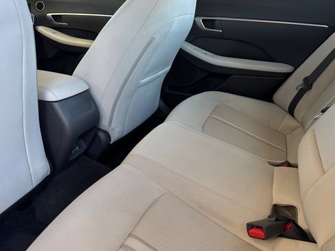 Used 2025 Hyundai Sonata SEL FWD image 12