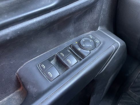 Used 2022 Chevrolet Silverado 1500 Custom w/ Safety Confidence Package image 15