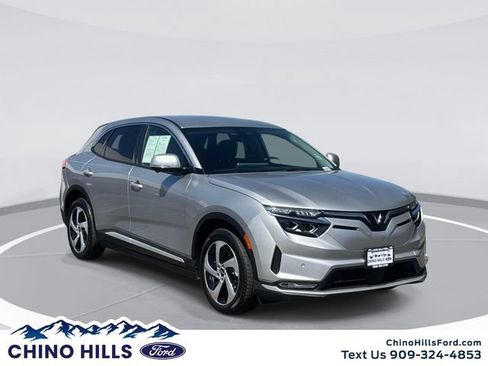 Used 2024 VinFast VF 8 Eco AWD/4WD image 1