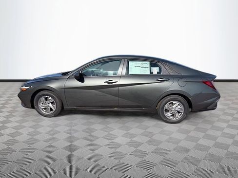 New 2026 Hyundai Elantra SE image 4