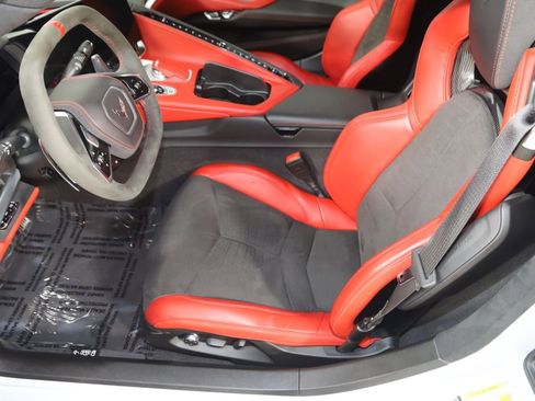 Used 2023 Chevrolet Corvette Stingray Premium Conv w/ Z51 Performance Package RWD image 42