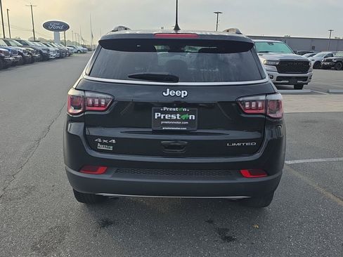 Used 2023 Jeep Compass Limited AWD/4WD image 6