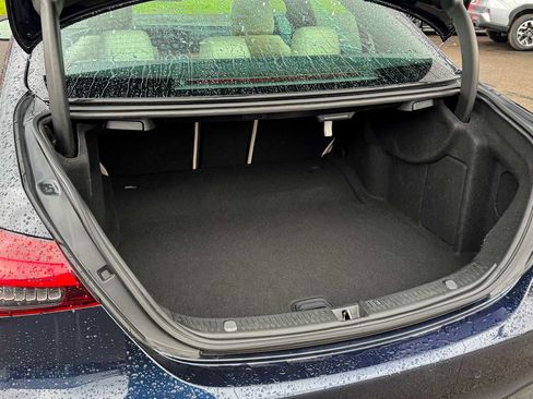 Used 2023 Mercedes-Benz E 350 4MATIC Sedan image 13
