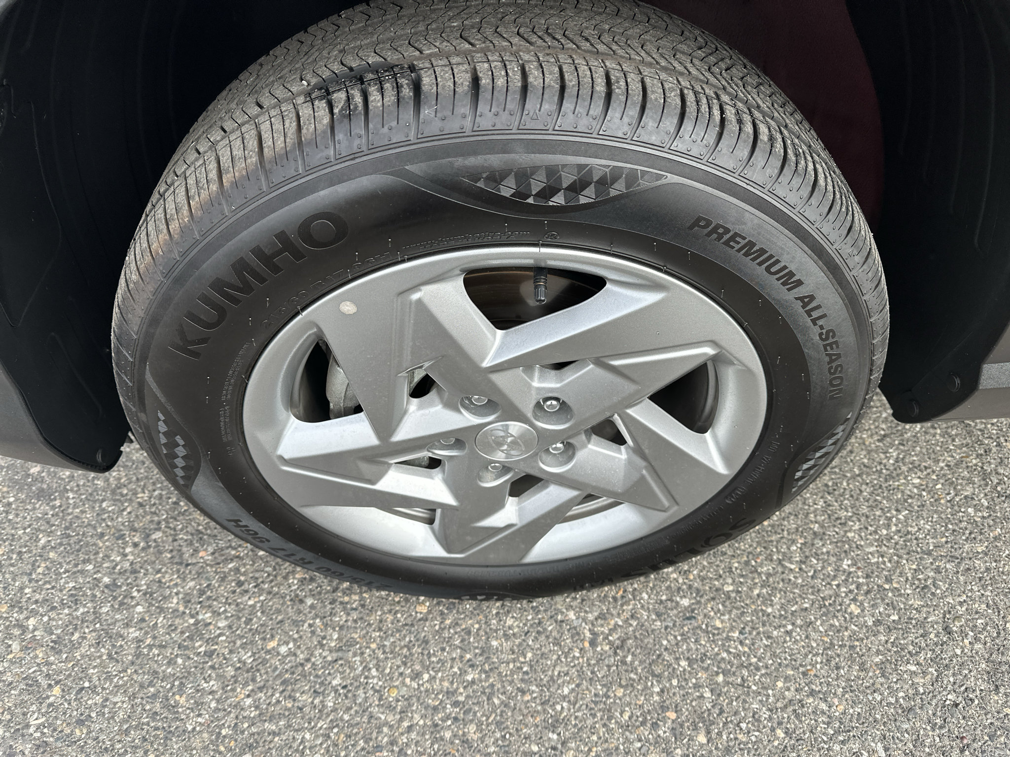 Used 2026 Hyundai Kona SE AWD/4WD image 9