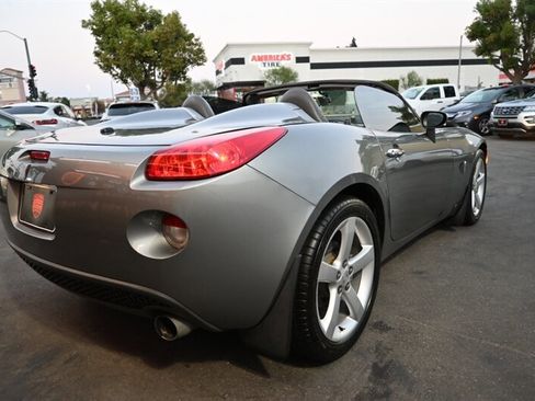 Used 2006 Pontiac Solstice Convertible w/ Premium Package image 18