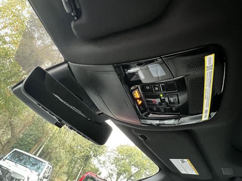 Used 2025 Lexus RX 350 image 29