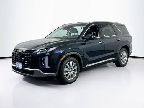 Used 2023 Hyundai Palisade SEL image 1